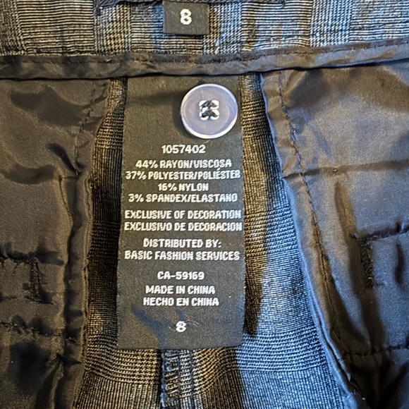 Mario Serrani Gray Plaid stretch Pants Size 8 - Picture 2 of 9